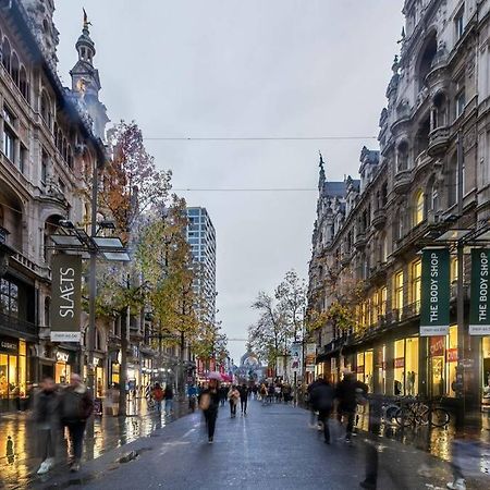 Blue Lagoon In The City Apartment Antwerpen Bagian luar foto