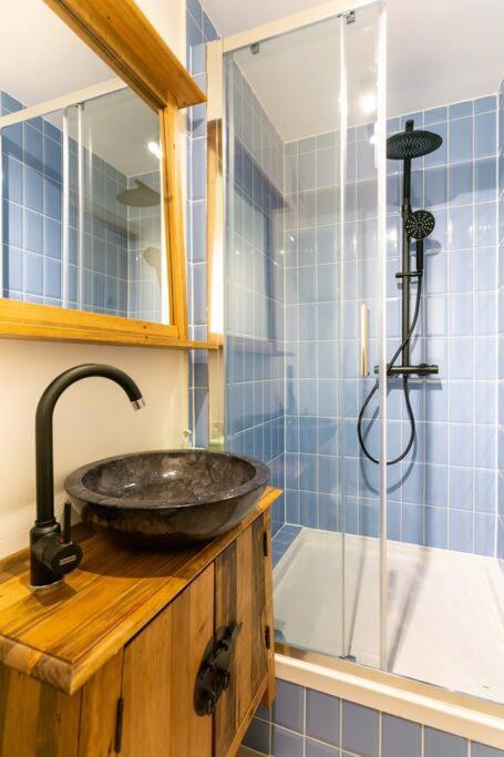 Blue Lagoon In The City Apartment Antwerpen Bagian luar foto