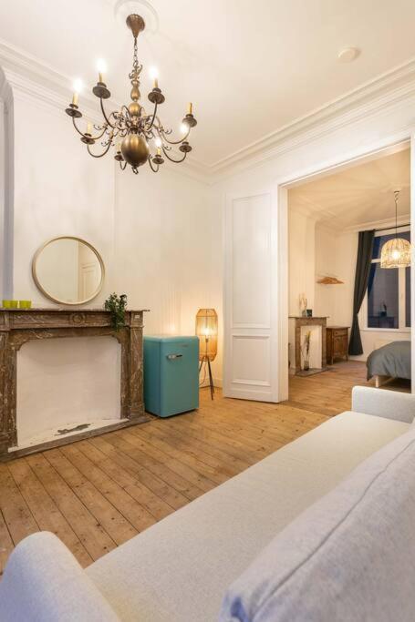 Blue Lagoon In The City Apartment Antwerpen Bagian luar foto