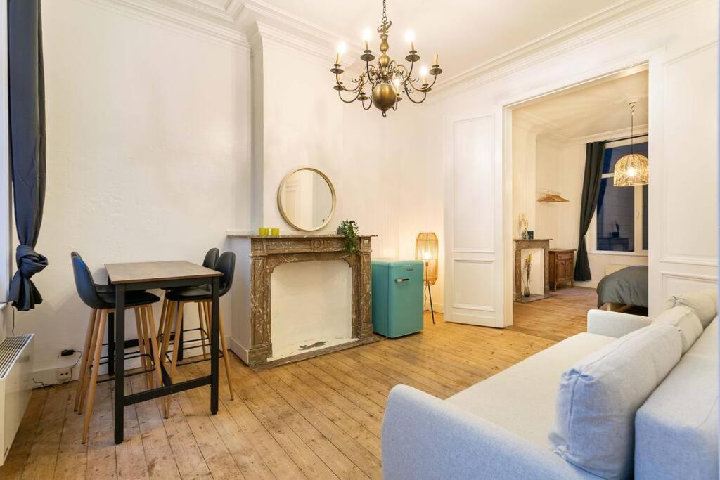 Blue Lagoon In The City Apartment Antwerpen Bagian luar foto