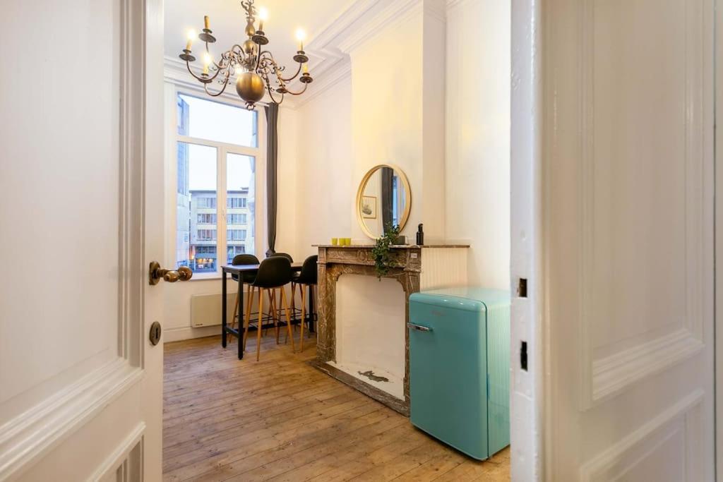 Blue Lagoon In The City Apartment Antwerpen Bagian luar foto
