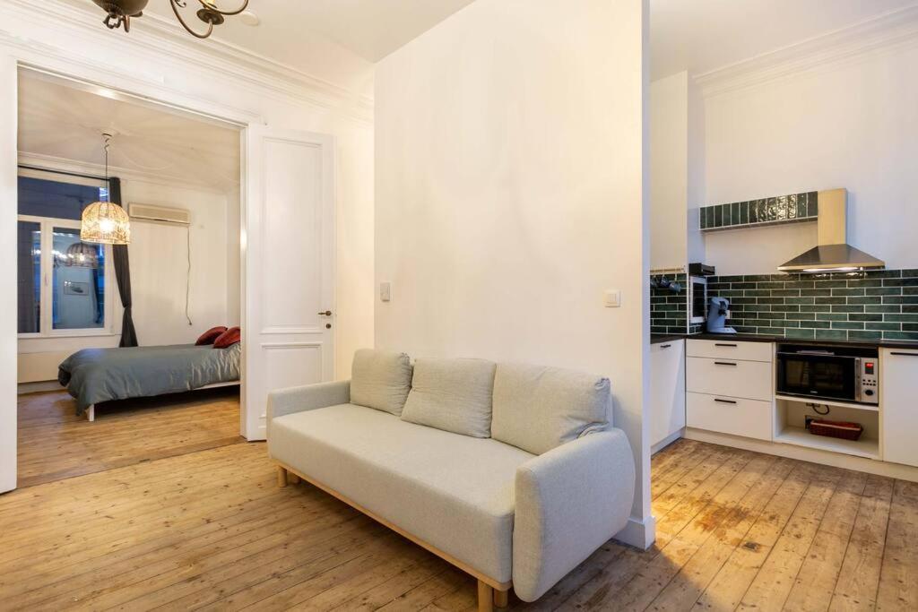 Blue Lagoon In The City Apartment Antwerpen Bagian luar foto