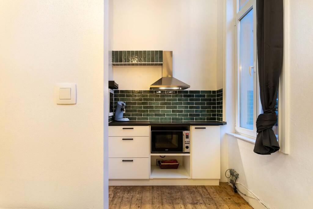 Blue Lagoon In The City Apartment Antwerpen Bagian luar foto
